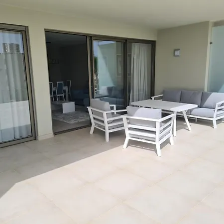 Lightoasis Oasis Mar 1 Portimão